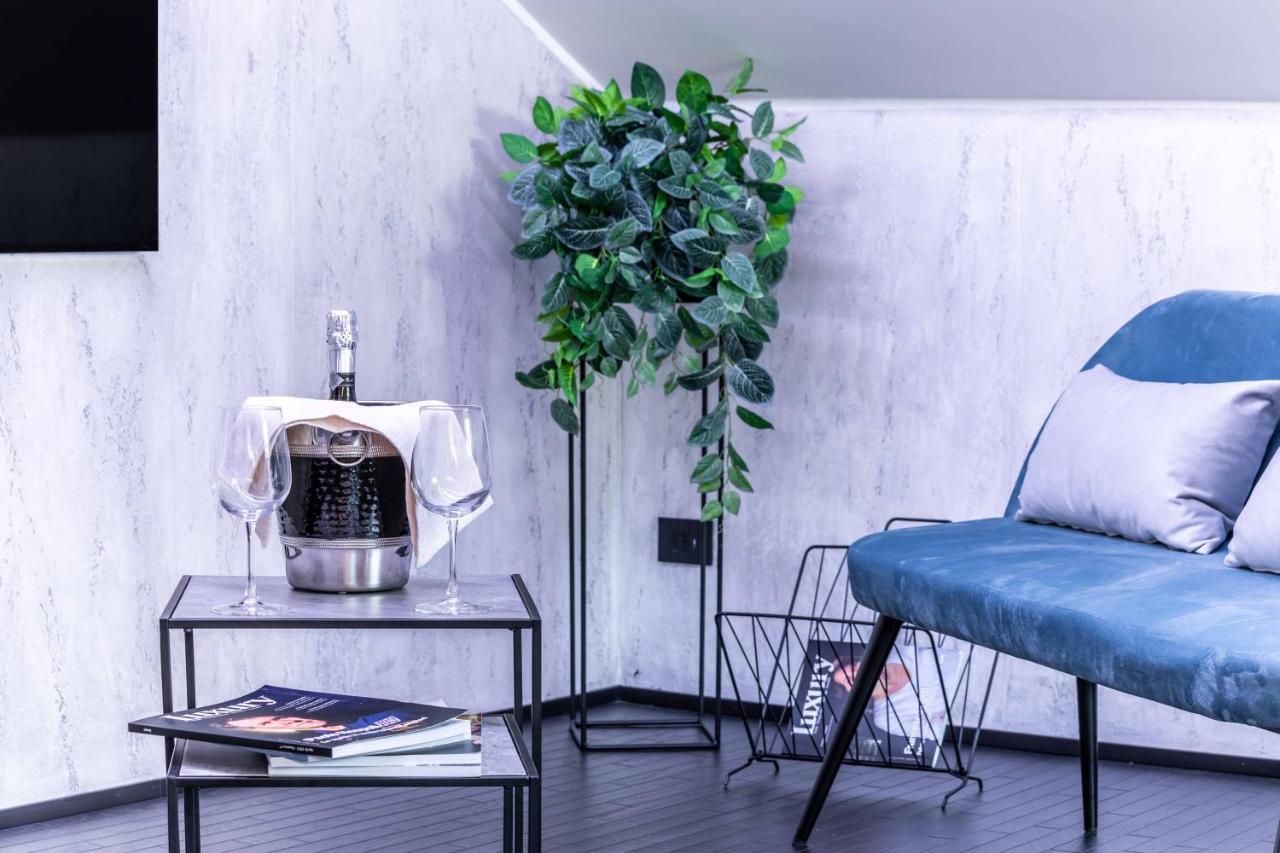 Quadrilatero Della Moda- Luxury Loft In The Heart Of The Fashion District Milano Eksteriør billede